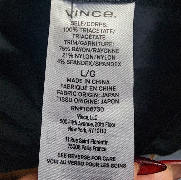 Vince V Neck Black Short Sleeve Top Size Large - Picture 12 of 14